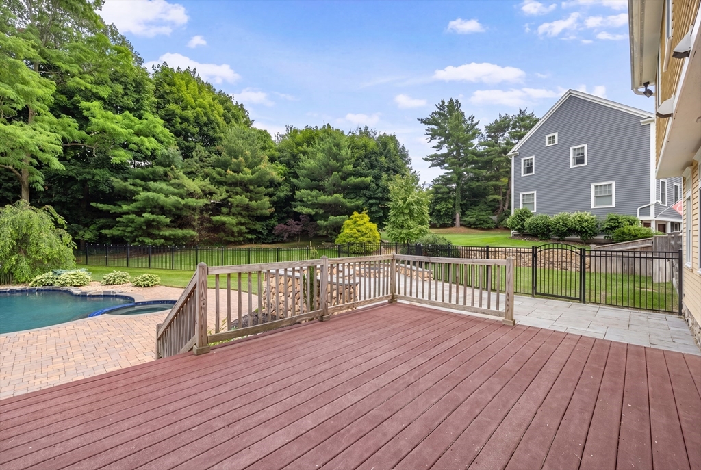 241 Ridge Street Winchester, MA 01890 - Photo 24 of 39