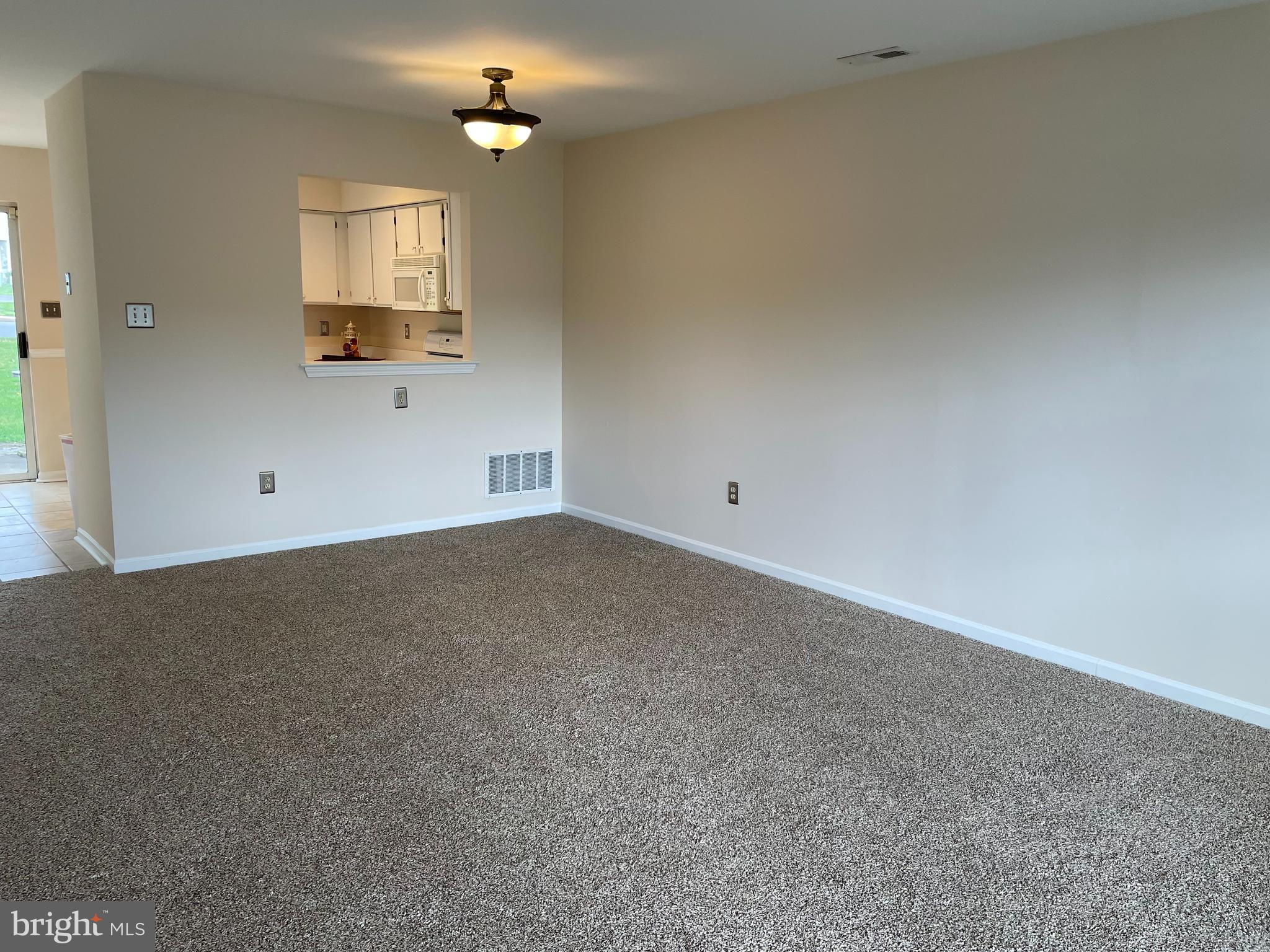 706 Rutland Court Sewell, NJ 08080 - Photo 6 of 20 Gallery Image 6