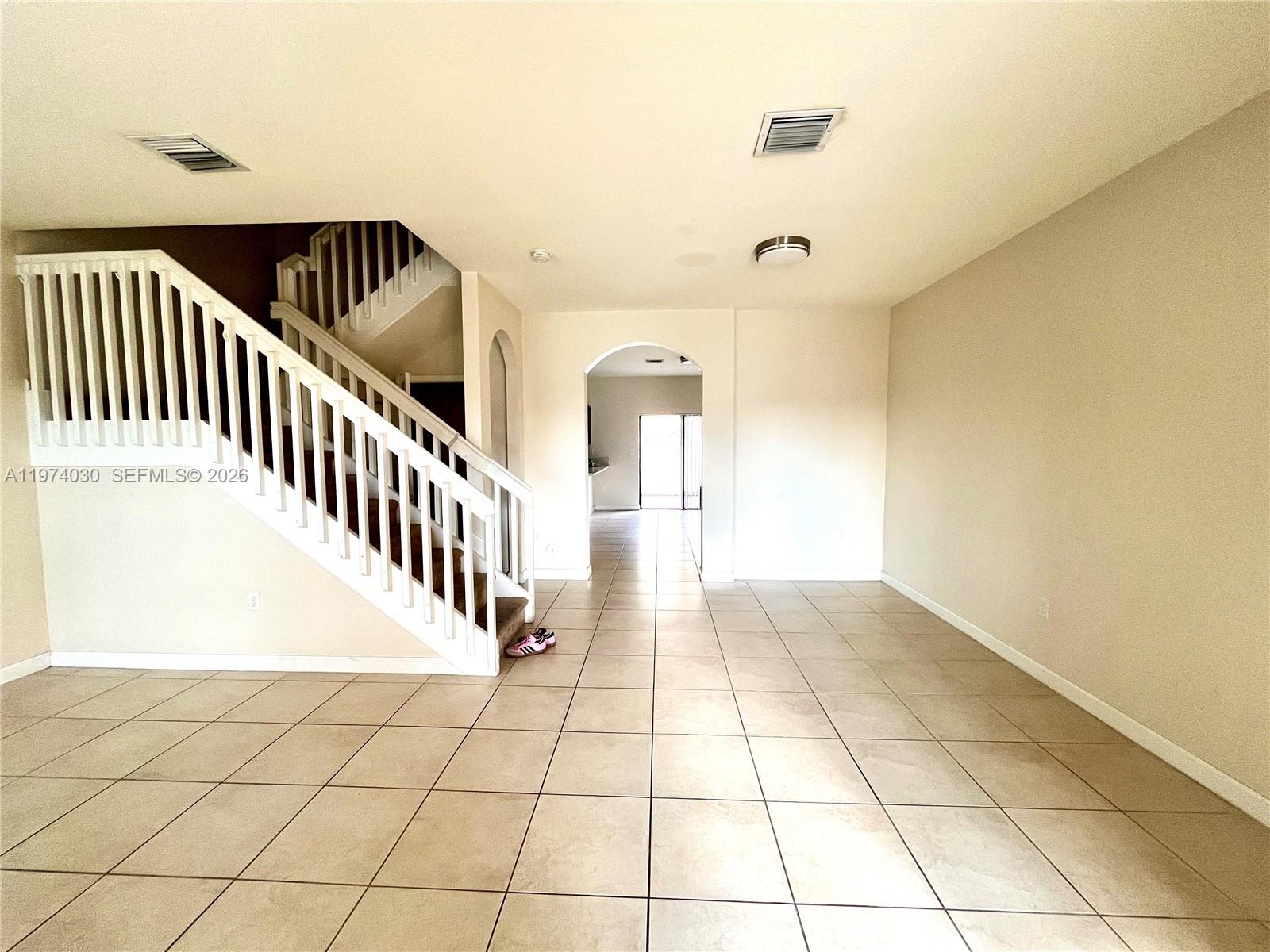 9271 West 33rd Lane Hialeah, FL 33018 - Photo 3 of 22