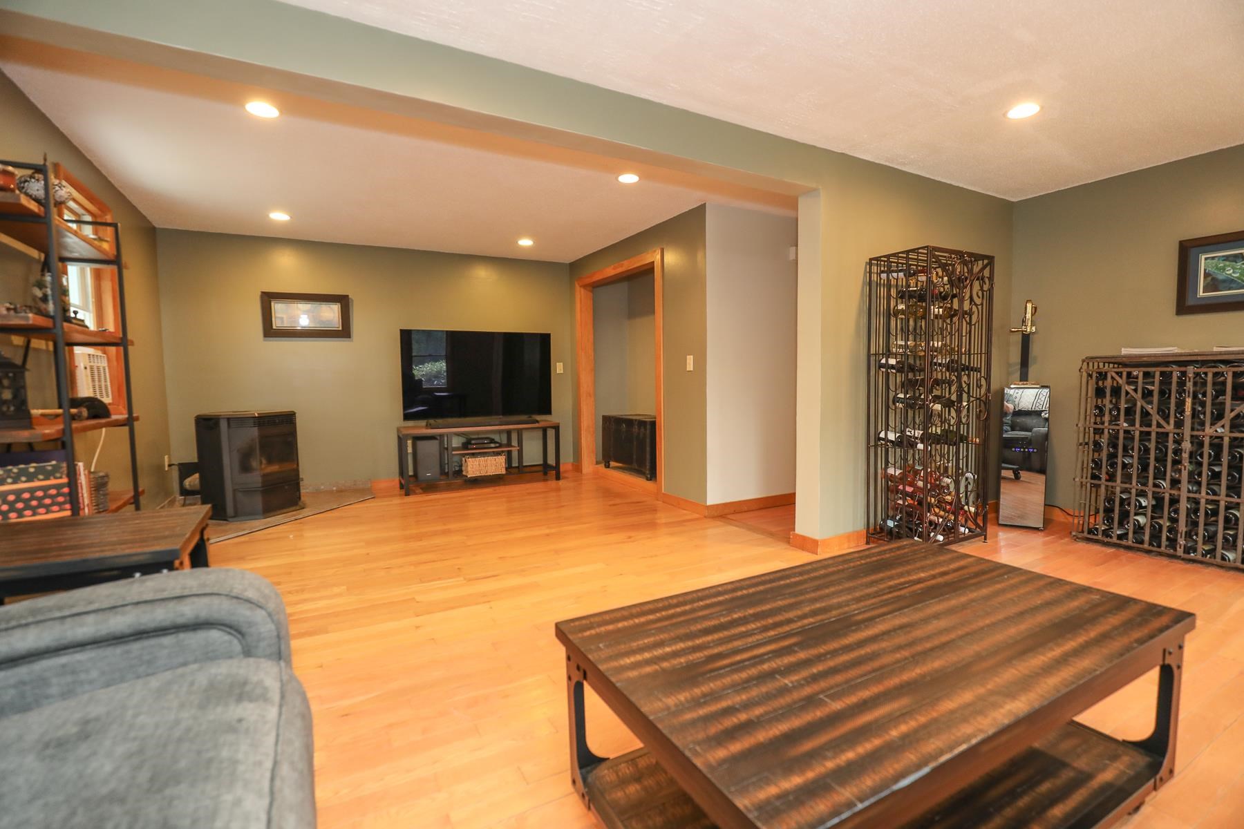 413 Lane Road Chester, NH 03036 - Photo 21 of 35