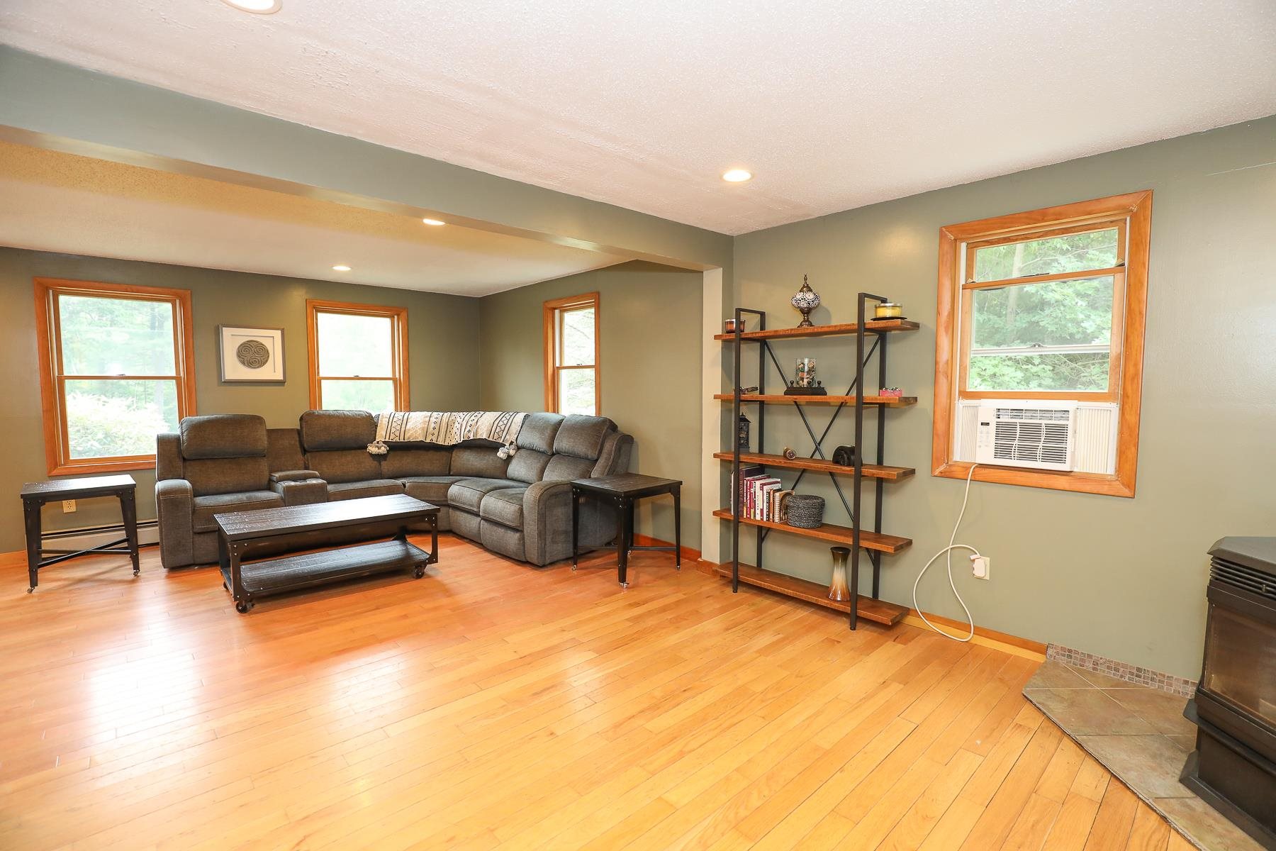 413 Lane Road Chester, NH 03036 - Photo 22 of 35