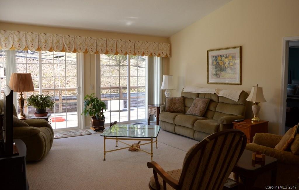 60 Paddock Lane, Unit 6 Tryon, NC 28782 - Photo 2 of 24
