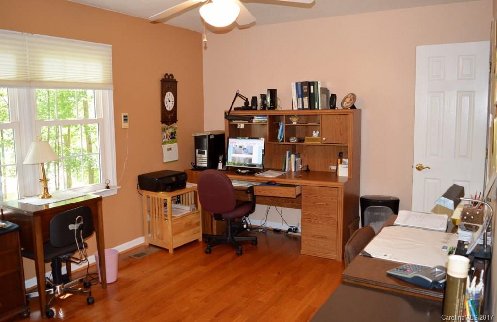 60 Paddock Lane, Unit 6 Tryon, NC 28782 - Photo 15 of 24