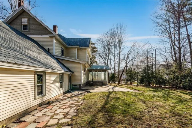 $4,500 | 61 Manchester Street, Nashua, NH 03064