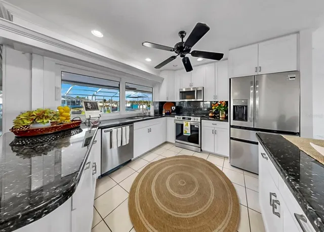 $899,000 | 6344 Cottonwood Lane, Apollo Beach, FL 33572