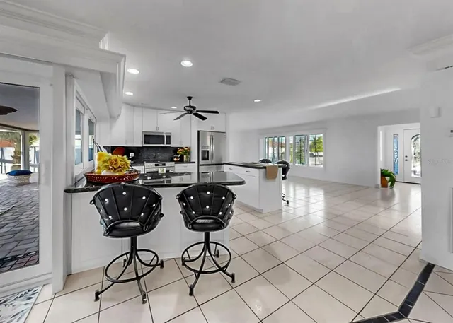 $899,000 | 6344 Cottonwood Lane, Apollo Beach, FL 33572