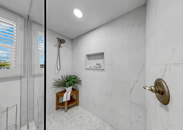 $899,000 | 6344 Cottonwood Lane, Apollo Beach, FL 33572