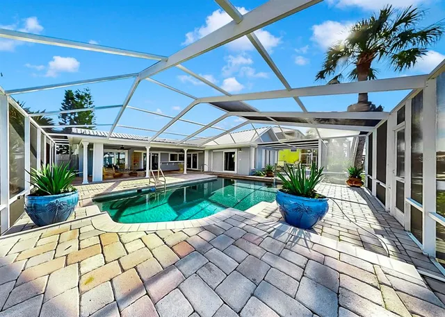 $899,000 | 6344 Cottonwood Lane, Apollo Beach, FL 33572