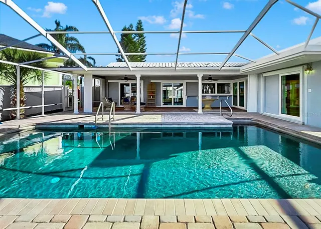 $899,000 | 6344 Cottonwood Lane, Apollo Beach, FL 33572