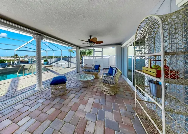 $899,000 | 6344 Cottonwood Lane, Apollo Beach, FL 33572