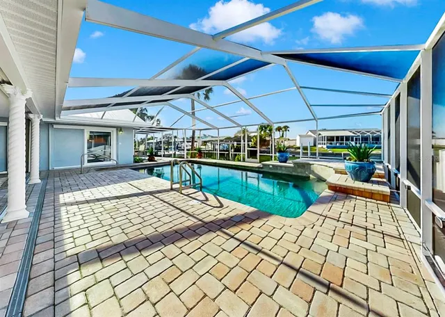 $899,000 | 6344 Cottonwood Lane, Apollo Beach, FL 33572
