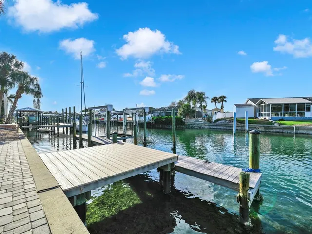 $899,000 | 6344 Cottonwood Lane, Apollo Beach, FL 33572