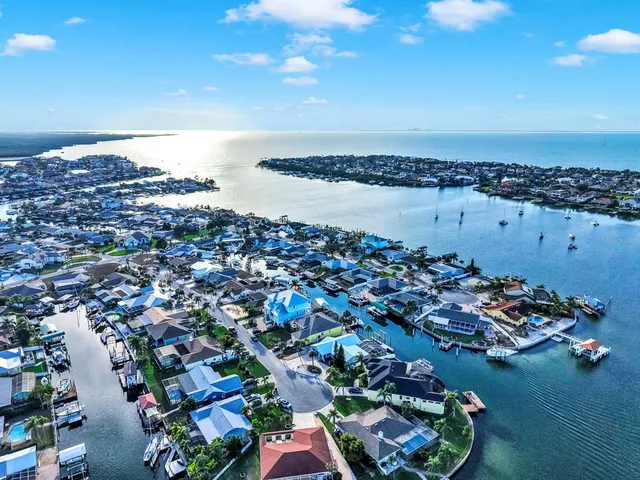 $899,000 | 6344 Cottonwood Lane, Apollo Beach, FL 33572