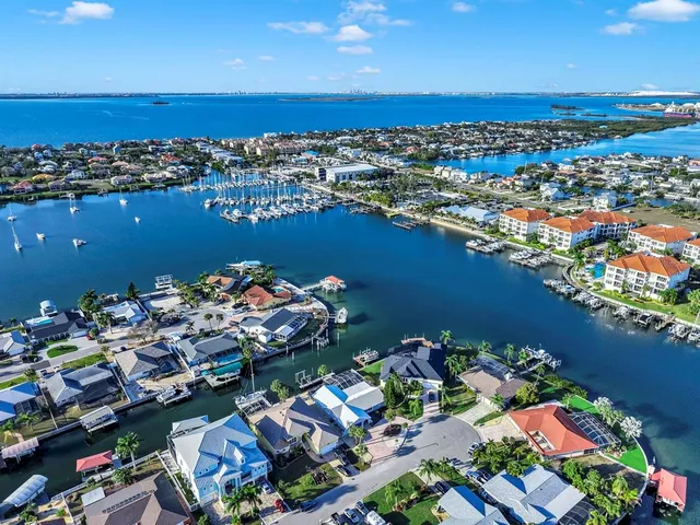 $899,000 | 6344 Cottonwood Lane, Apollo Beach, FL 33572