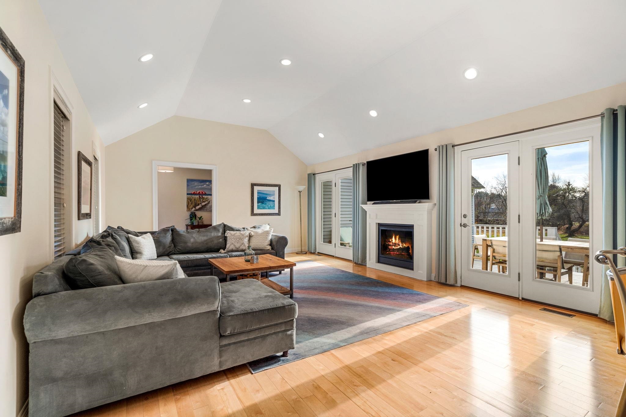 312 Wallis Road Rye, NH 03870 - Photo 13 of 39