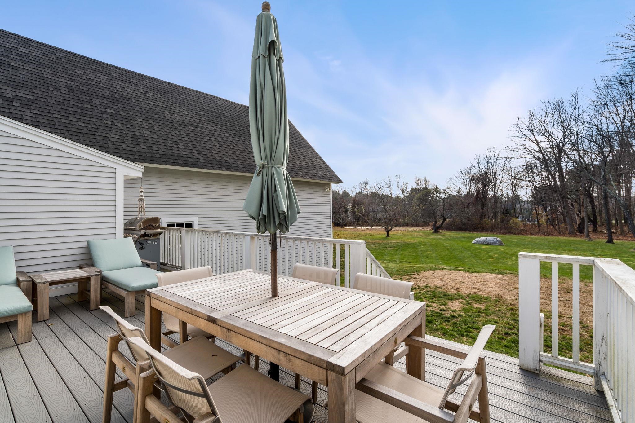 312 Wallis Road Rye, NH 03870 - Photo 33 of 39