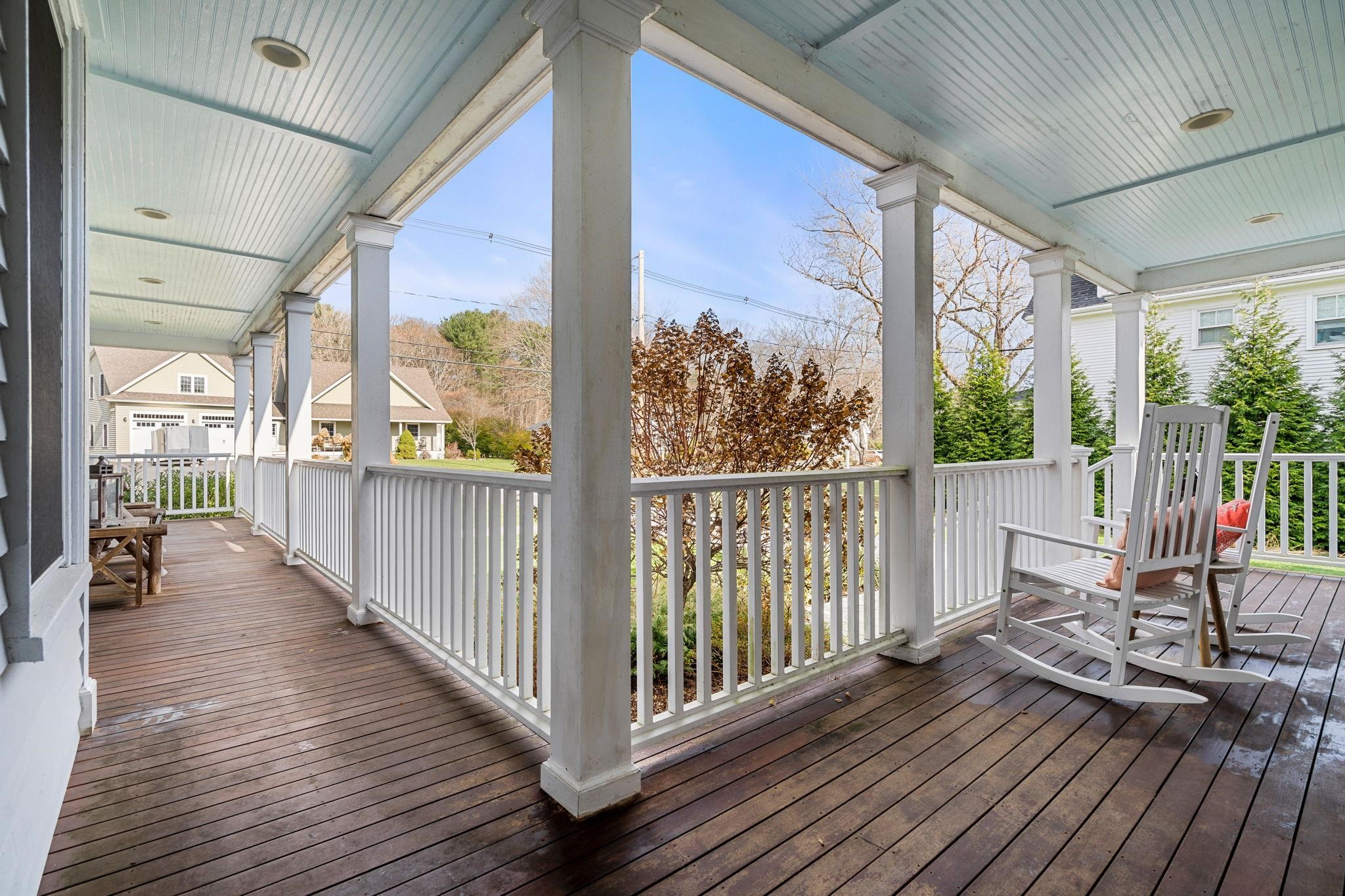 312 Wallis Road Rye, NH 03870 - Photo 4 of 39