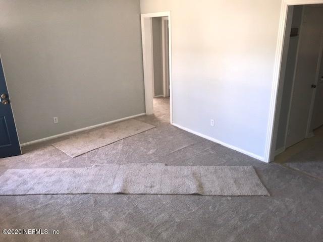 334 Sapelo Road Jacksonville, FL 32216 - Photo 3 of 18 Fam Room #2