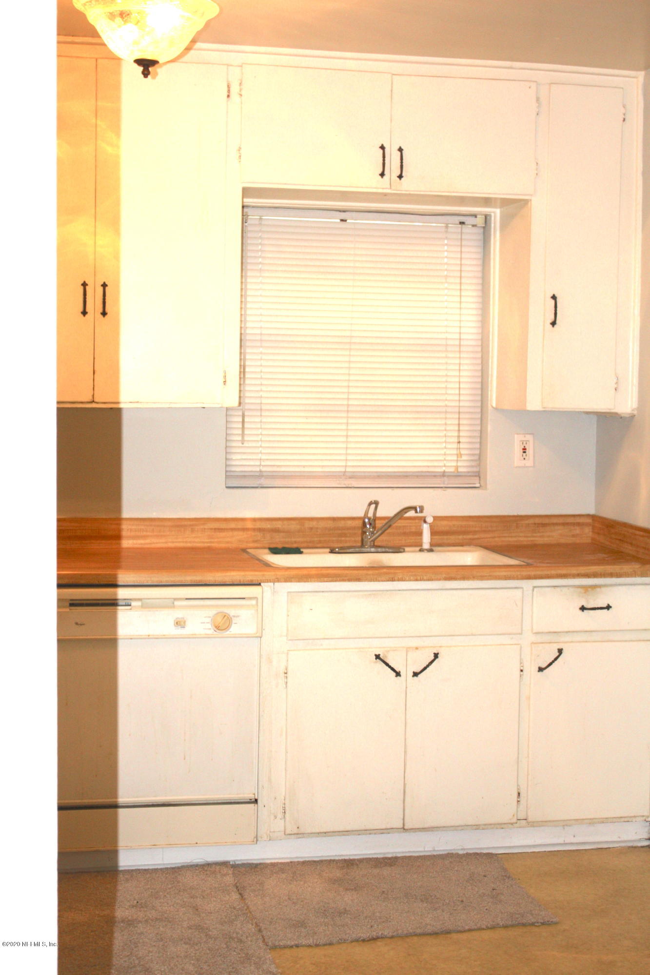 334 Sapelo Road Jacksonville, FL 32216 - Photo 6 of 18 Kitchen #1