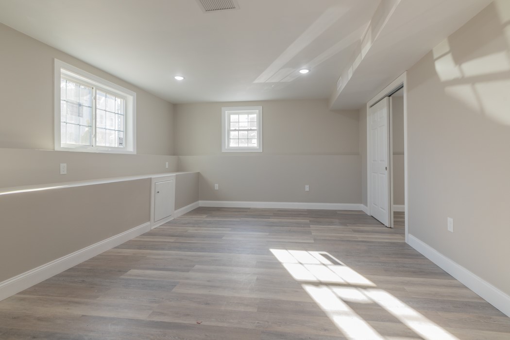 91 Ward Street Woonsocket, RI 02895 - Photo 17 of 28
