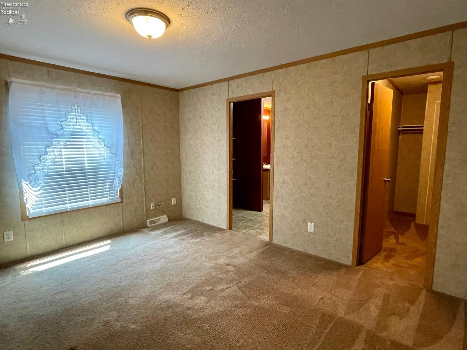 4012 Venice Road Sandusky, OH 44870 - Photo 11 of 23 Gallery Image 11