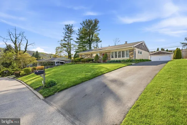 $465,000 | 637 School Line Drive, King of Prussia, PA 19406