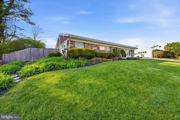 $465,000 | 637 School Line Drive, King of Prussia, PA 19406