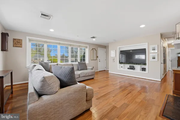 $465,000 | 637 School Line Drive, King of Prussia, PA 19406