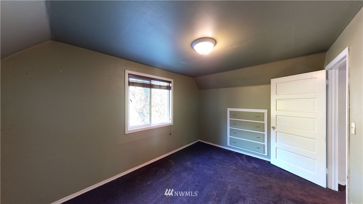 1818 Northwest Rude Road Poulsbo, WA 98370 - Photo 18 of 40 Gallery Image 18