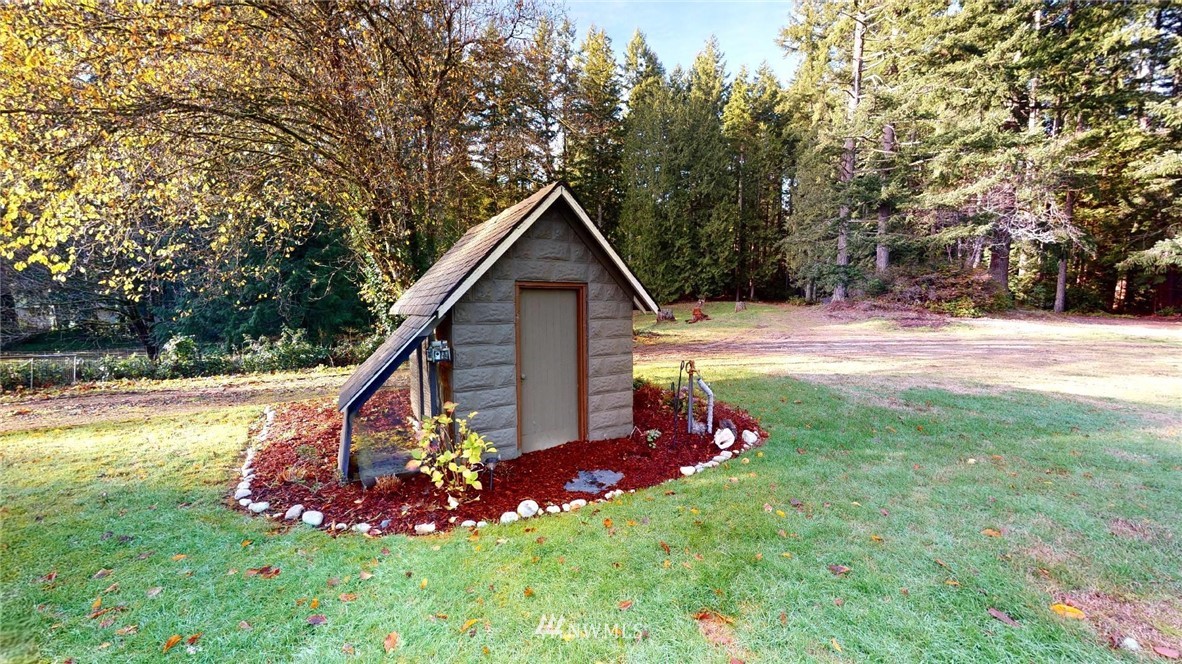 1818 Northwest Rude Road Poulsbo, WA 98370 - Photo 24 of 40 Gallery Image 24