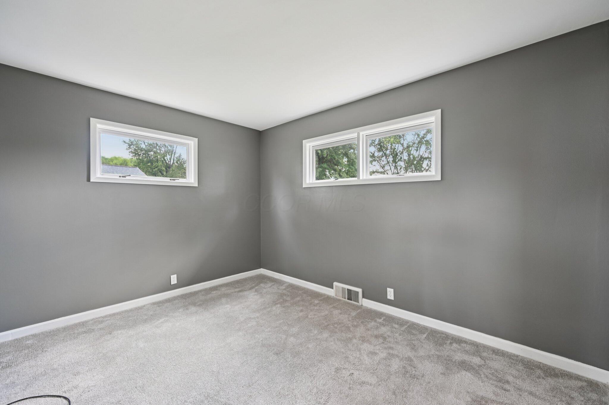 1070 Richey Road Zanesville, OH 43701 - Photo 20 of 44 22-web-or-mls-Richey Rd-S1208-018