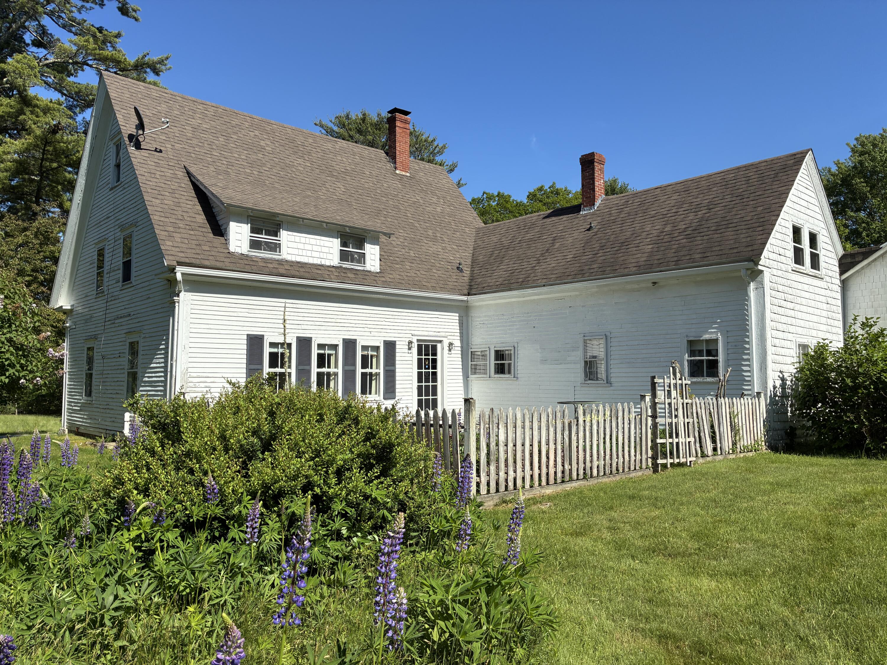 707 Newbury Neck Road Surry, ME 04684 - Photo 3 of 40 Back garden area off dining room.