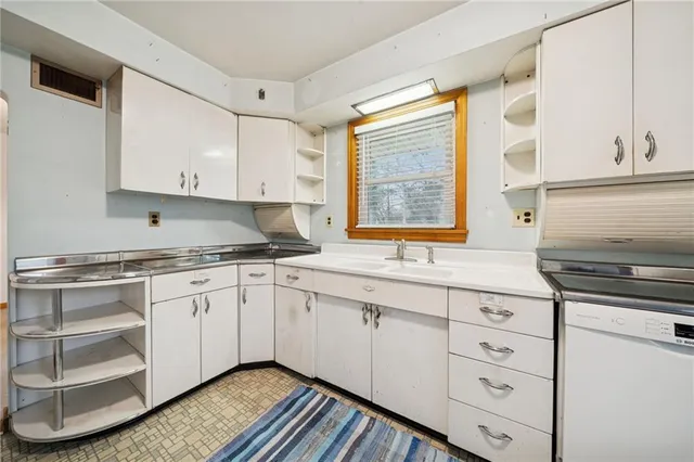 $179,900 | 131 Ohara Street, Greensburg, PA 15601