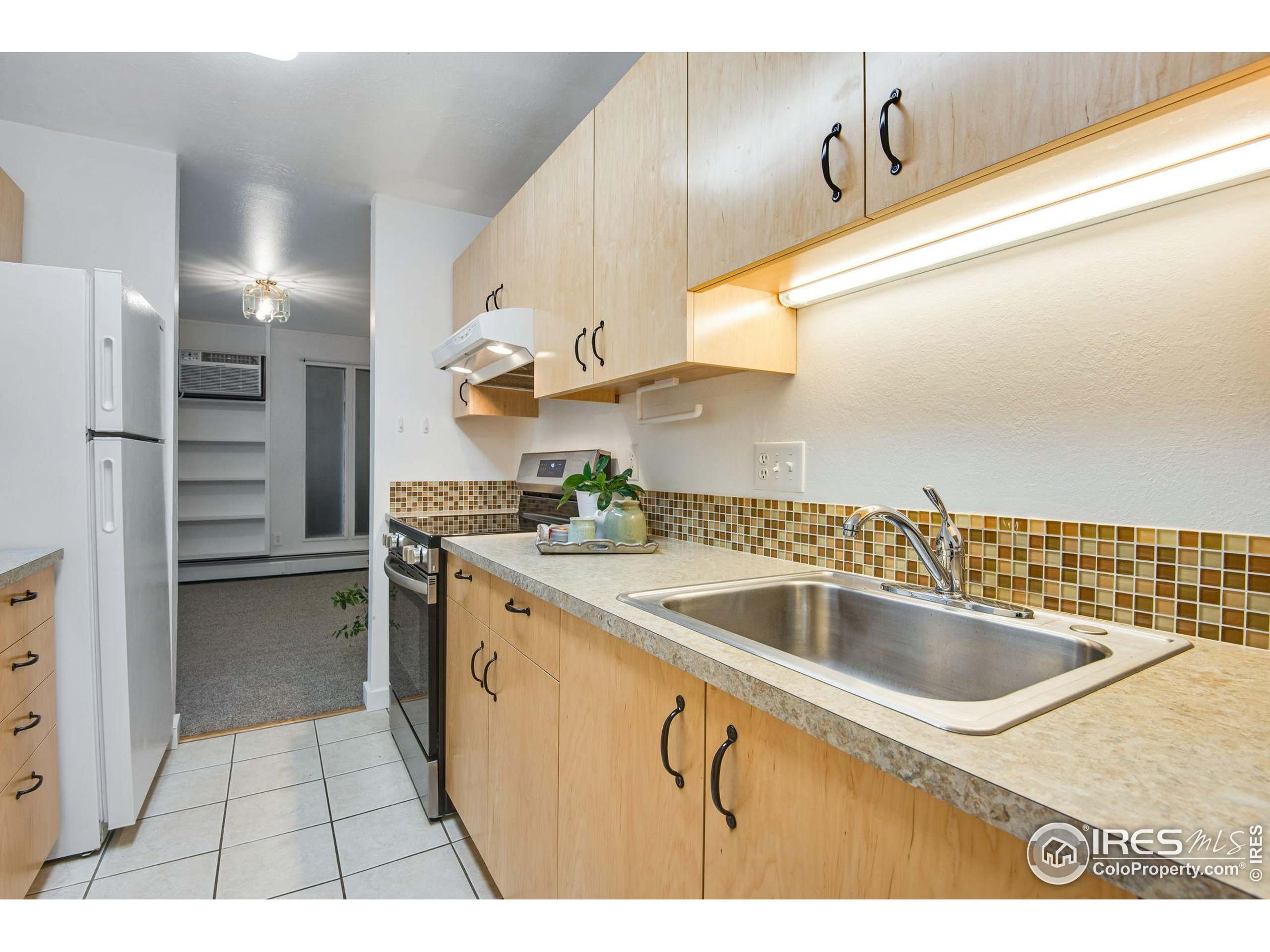 8050 Niwot Road, Unit 40 Niwot, CO 80503 - Photo 16 of 36