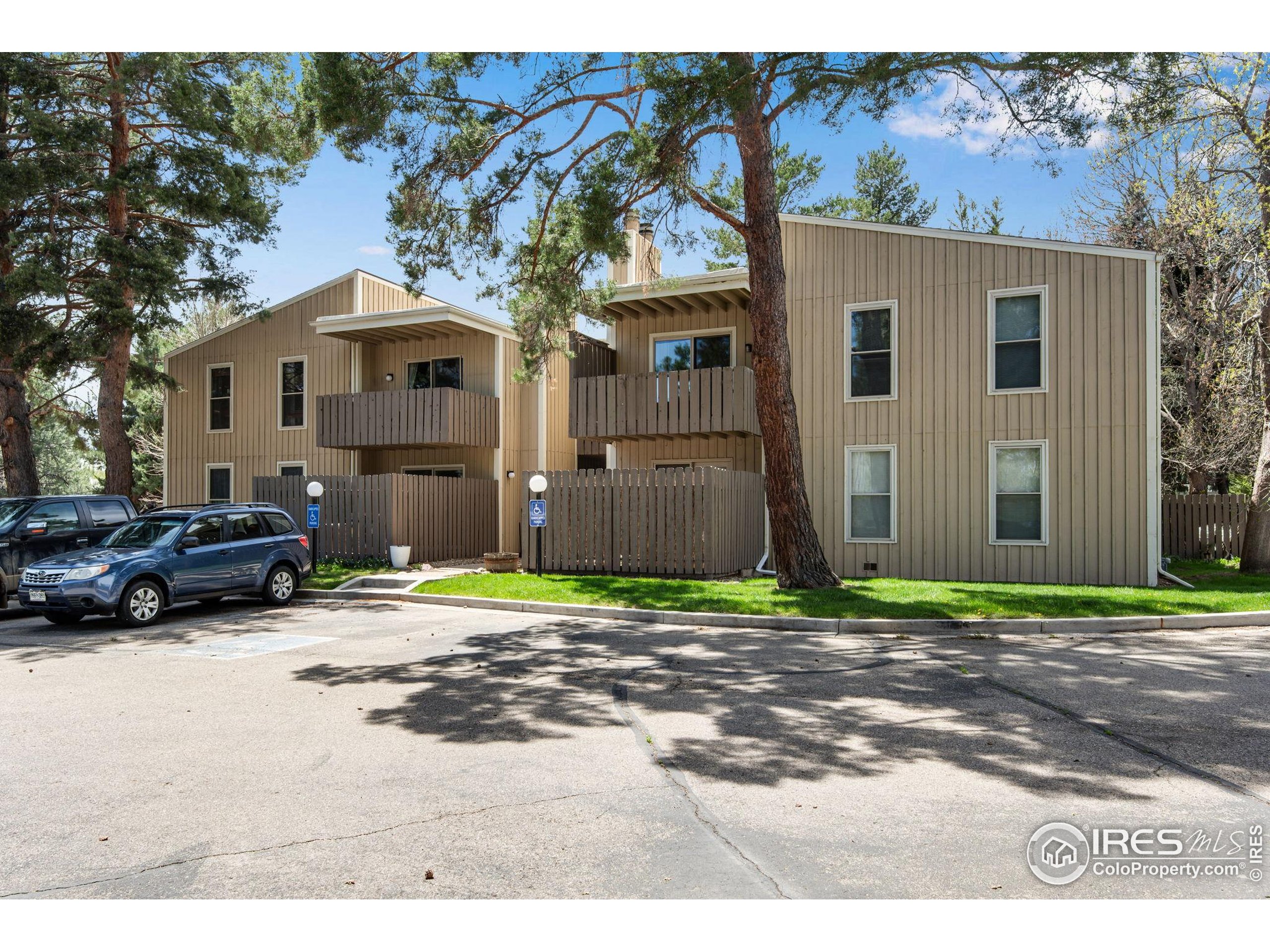 8050 Niwot Road, Unit 40 Niwot, CO 80503 - Photo 2 of 36