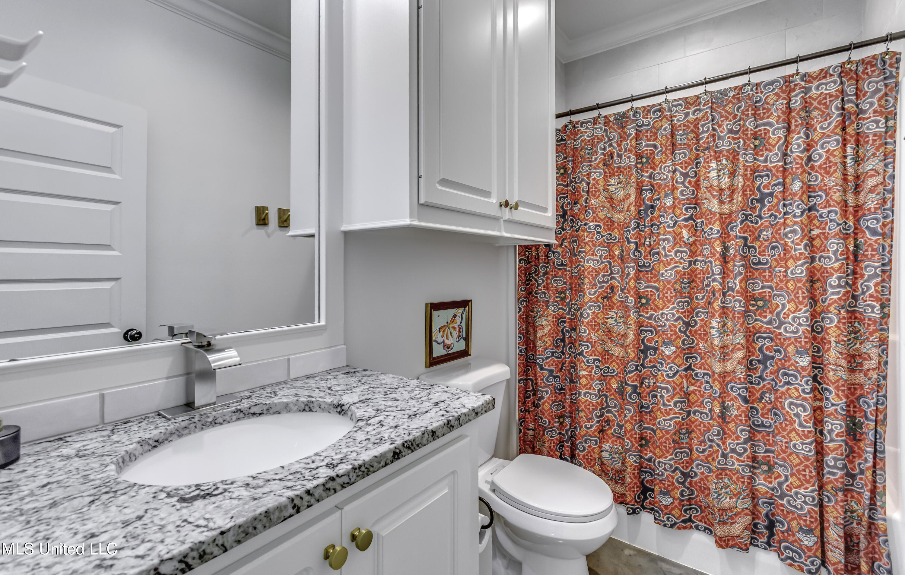 104 Leah Cove Canton, MS 39046 - Photo 37 of 63 Hall Bath