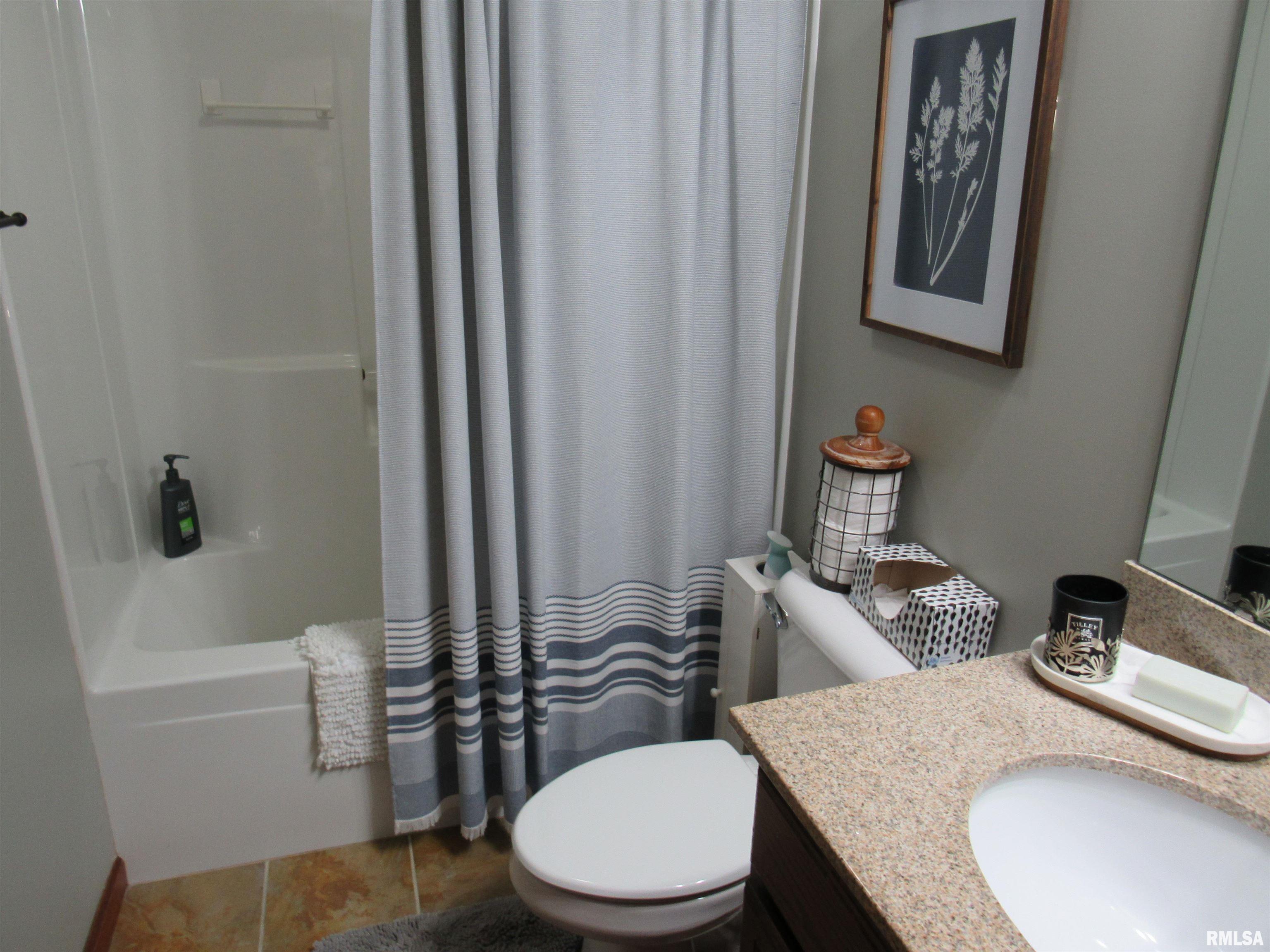 616 Garden Court Chatham, IL 62629 - Photo 18 of 50