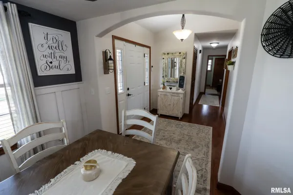 $405,000 | 616 Garden Court, Chatham, IL 62629
