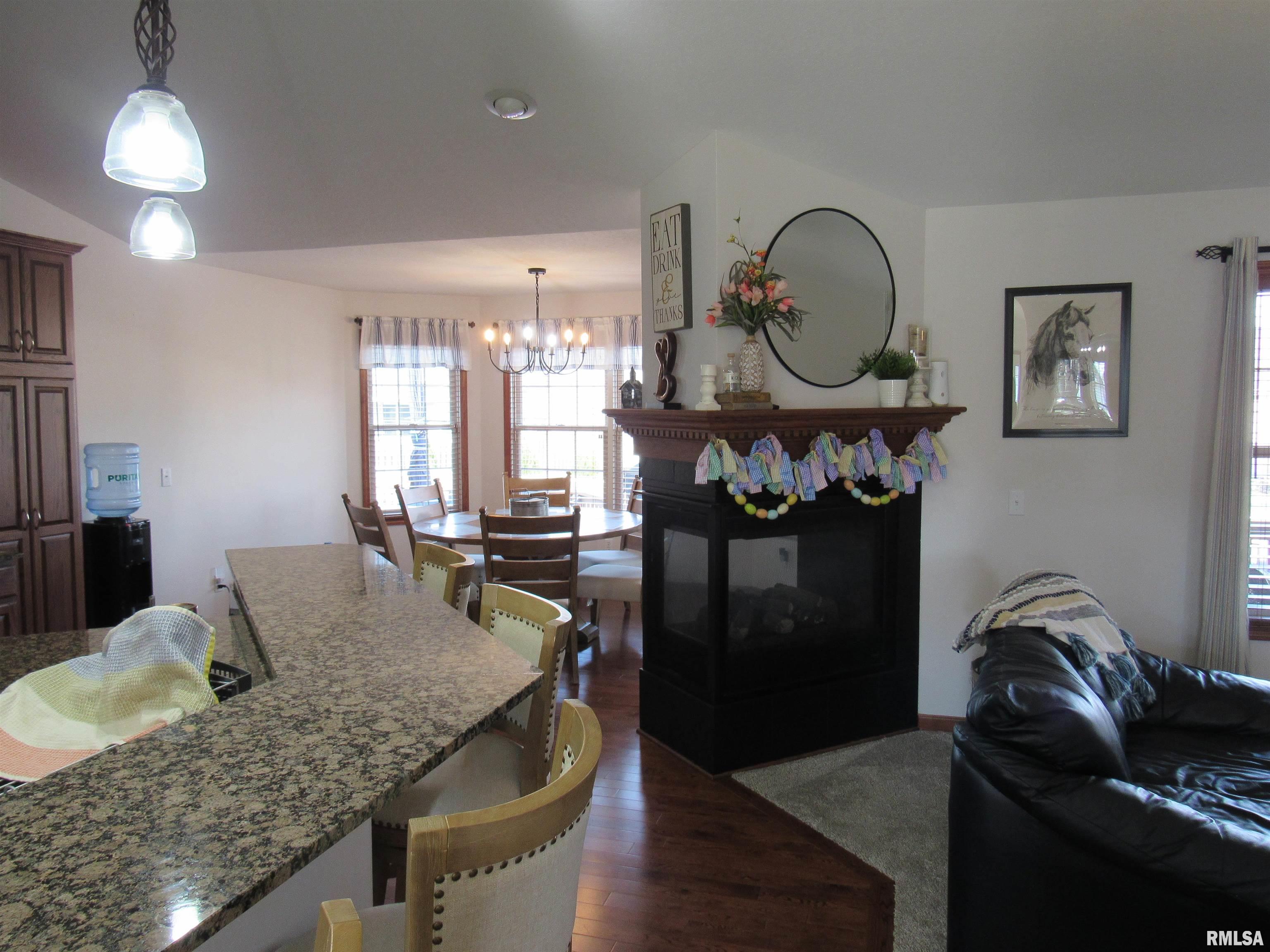 616 Garden Court Chatham, IL 62629 - Photo 7 of 50