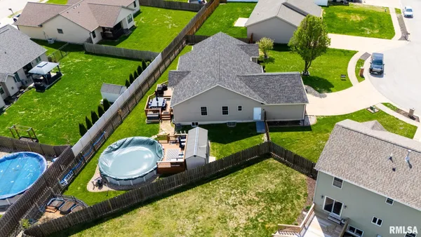 $405,000 | 616 Garden Court, Chatham, IL 62629