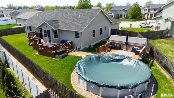 $405,000 | 616 Garden Court, Chatham, IL 62629