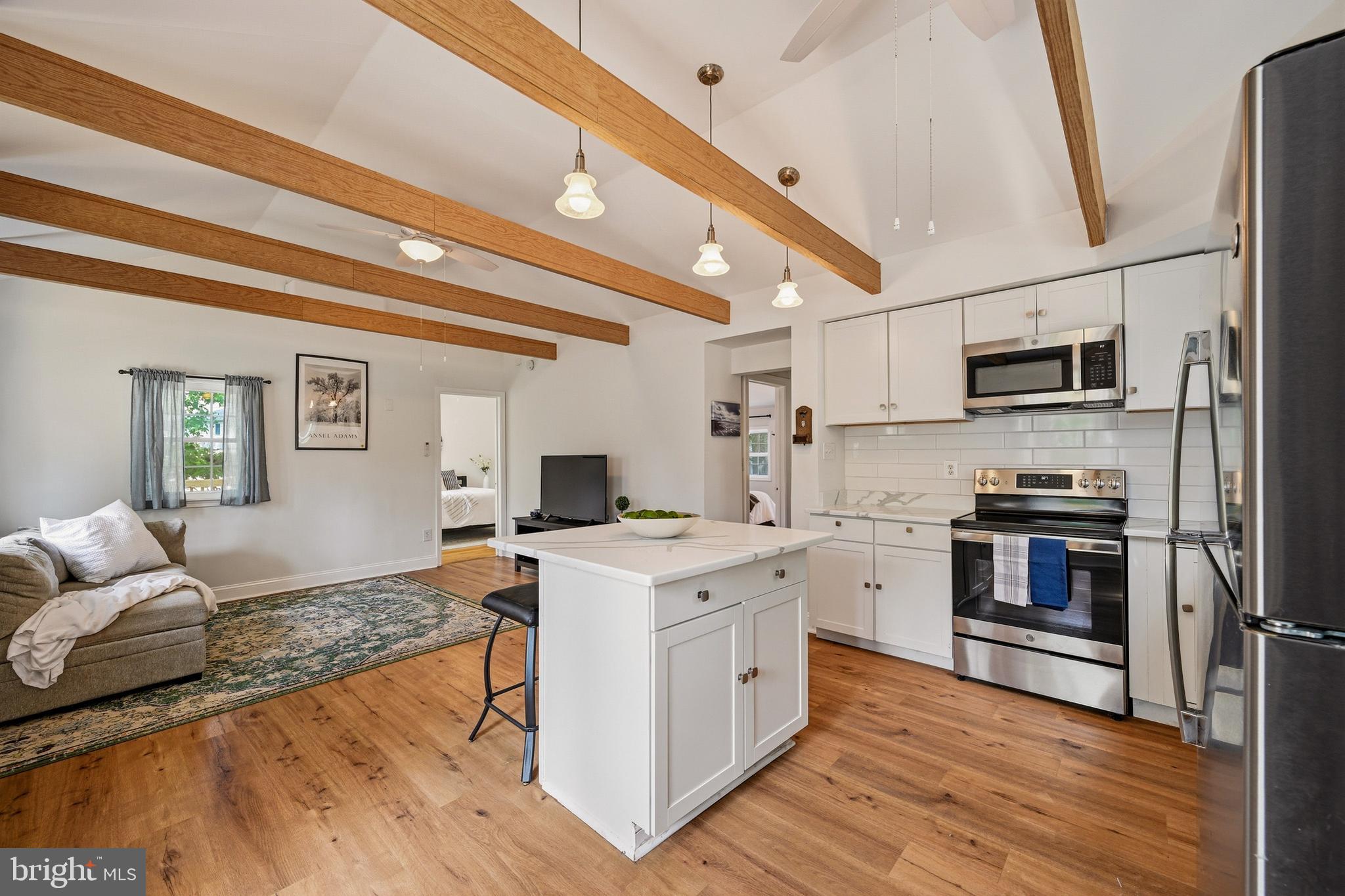 1815 Glenarm Road Edgewater, MD 21037 - Photo 4 of 51