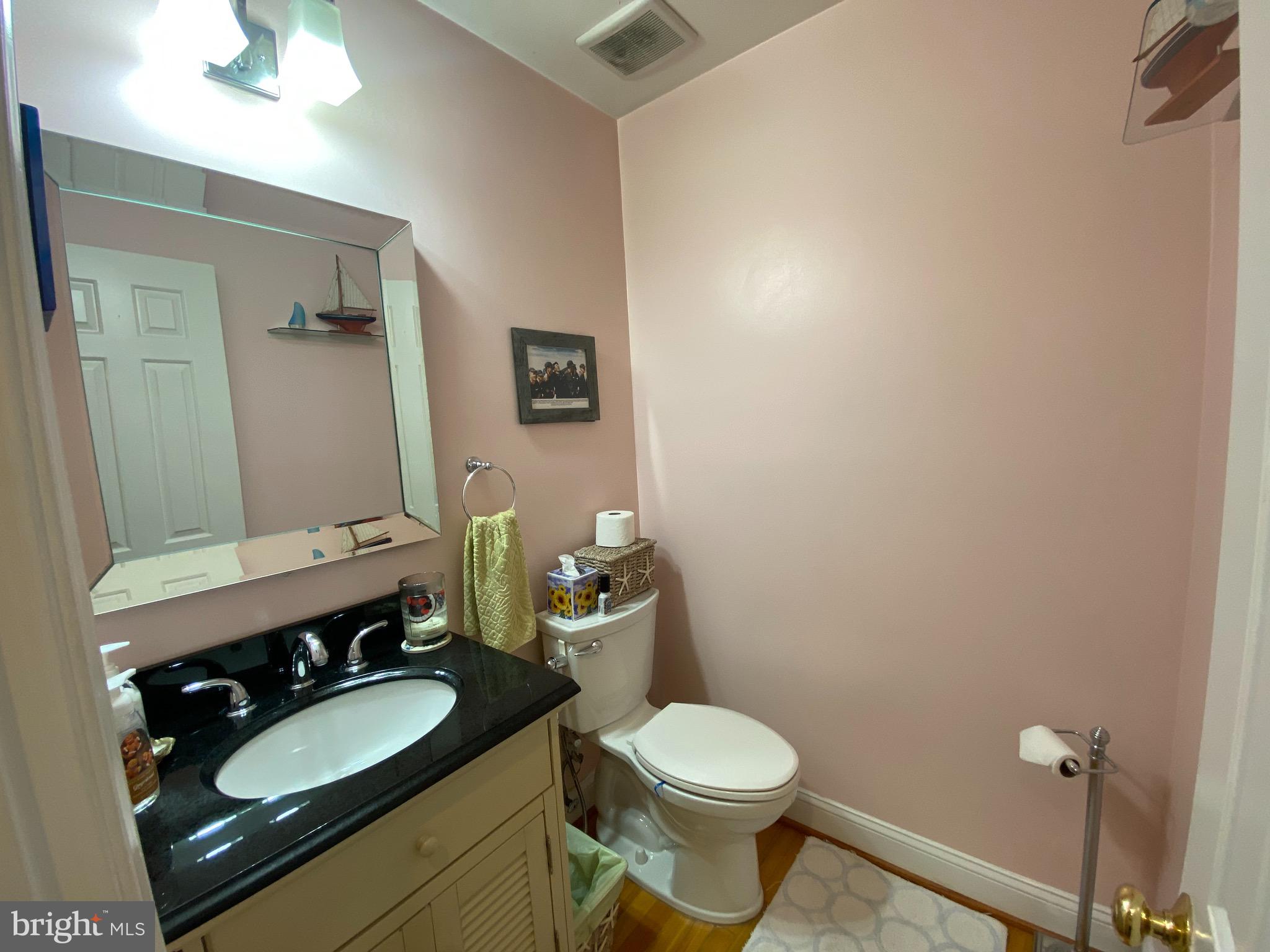 6441 Linway Terrace McLean, VA 22101 - Photo 12 of 25