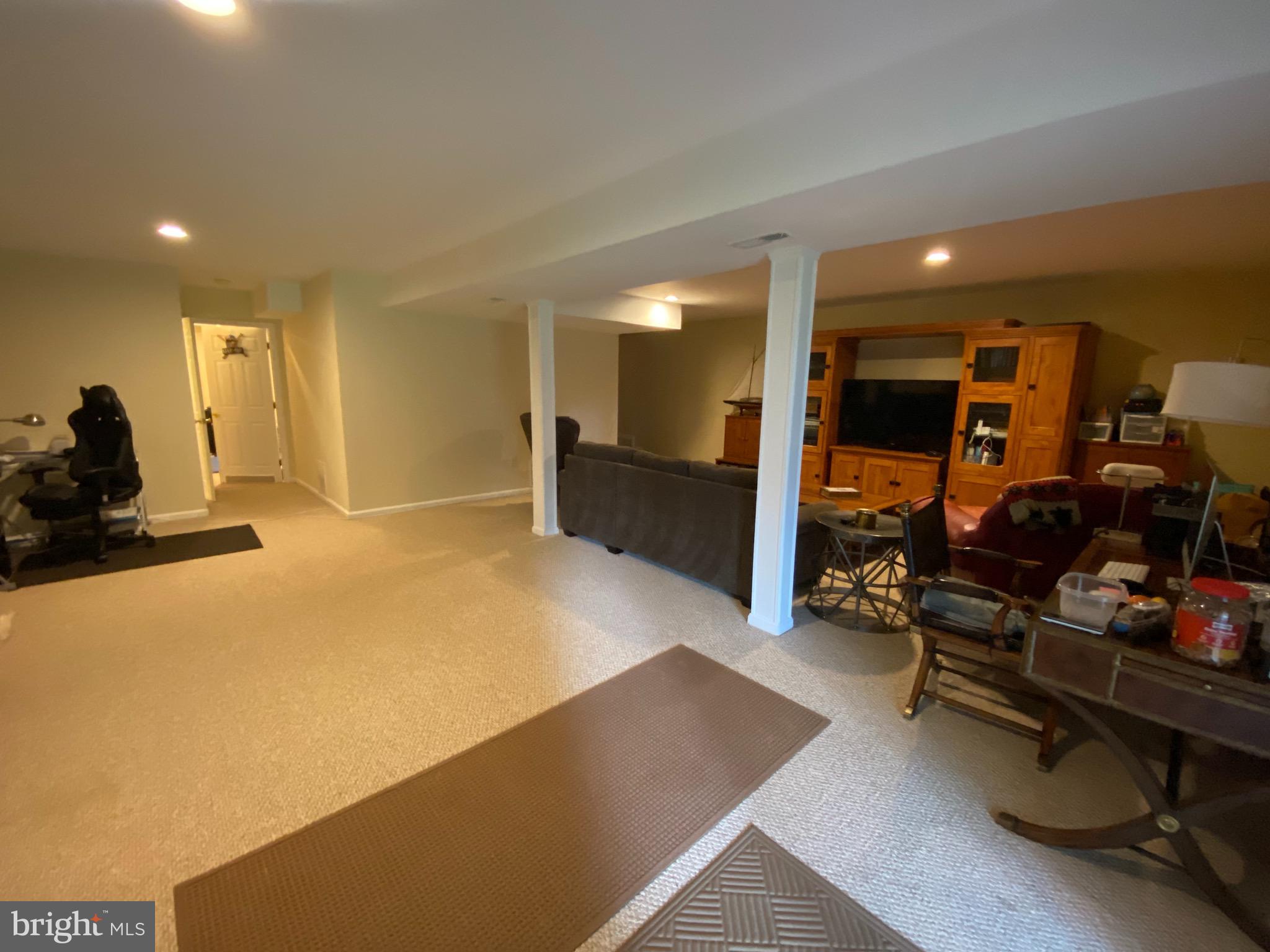 6441 Linway Terrace McLean, VA 22101 - Photo 16 of 25