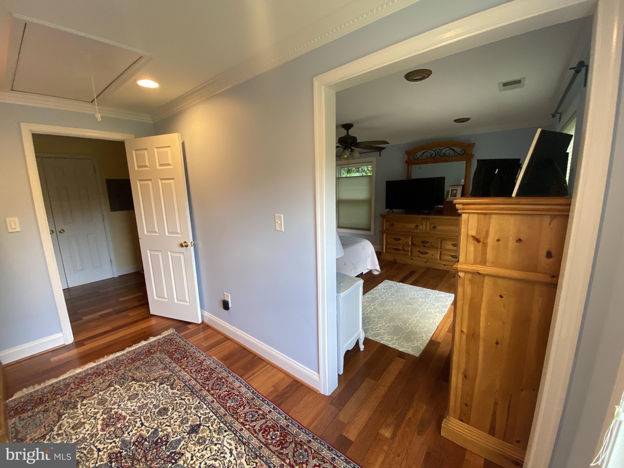 6441 Linway Terrace McLean, VA 22101 - Photo 17 of 25