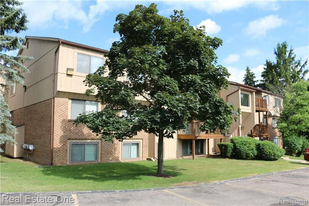 30060 Twelve Mile Road, Unit 88 Farmington, MI 48334 - Photo 2 of 20