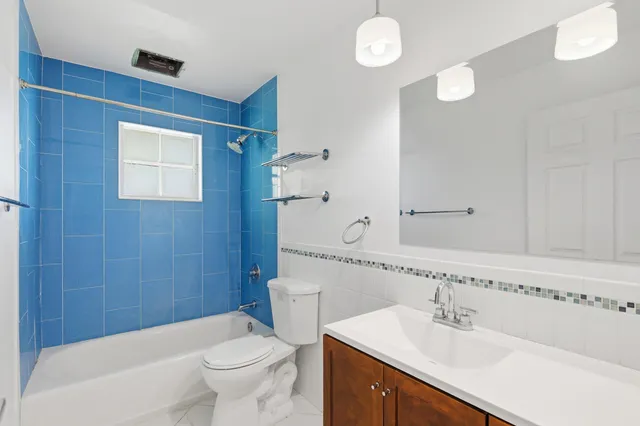 $739,999 | 2700 Yarmouth Drive, Wellington, FL 33414