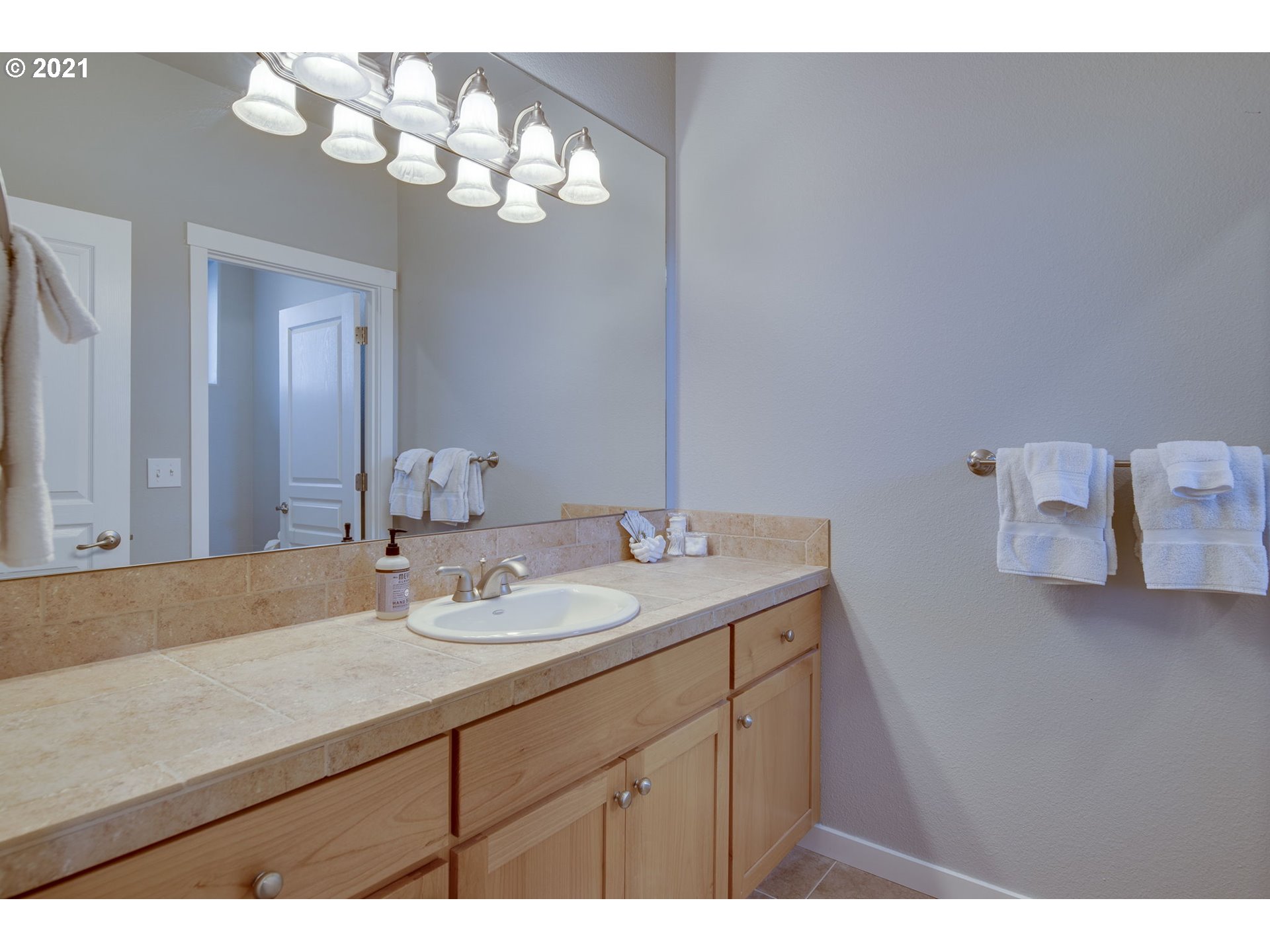 1321 Highland View Loop Redmond, OR 97756 - Photo 20 of 27 Gallery Image 20