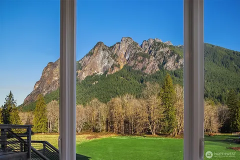 $1,999,500 | 10210 428th Avenue Southeast, North Bend, WA 98045