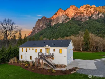$1,999,500 | 10210 428th Avenue Southeast, North Bend, WA 98045